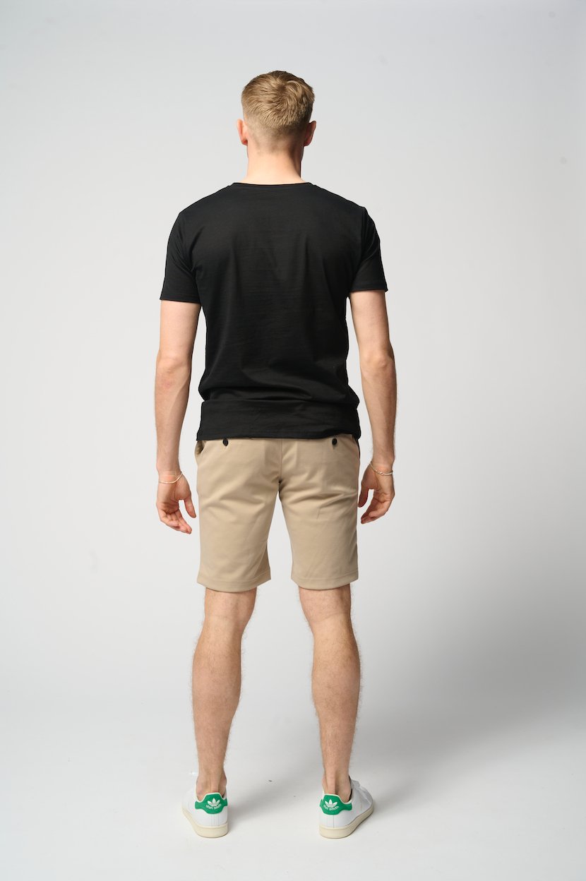 T-Shirt + Performance Shorts - Paketangebot