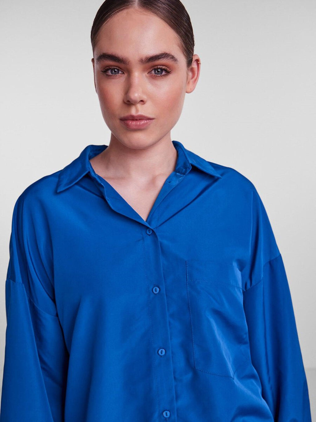 Chrilina übergroßes Hemd - Mazarine Blau