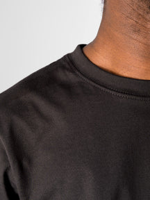 Übergroßes T-Shirt-Schwarzgrau