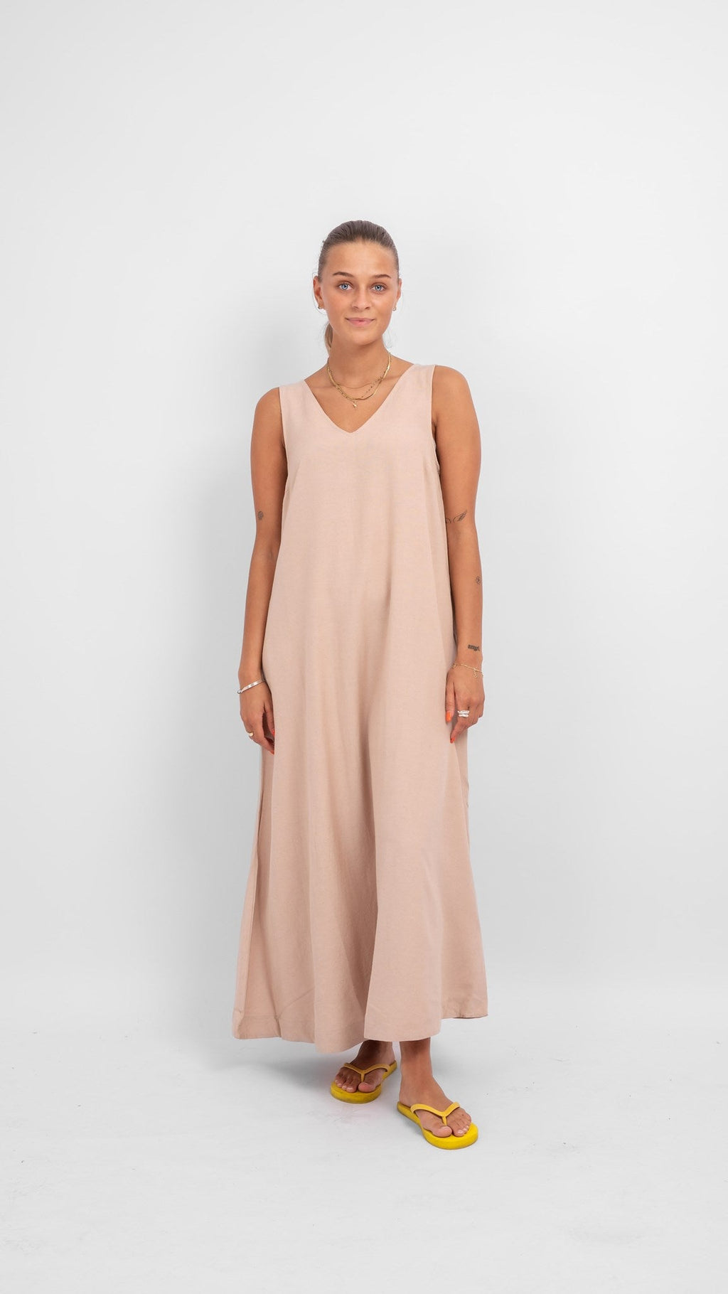 Prisilla V -Ausschnitt Midi Kleid - Zement